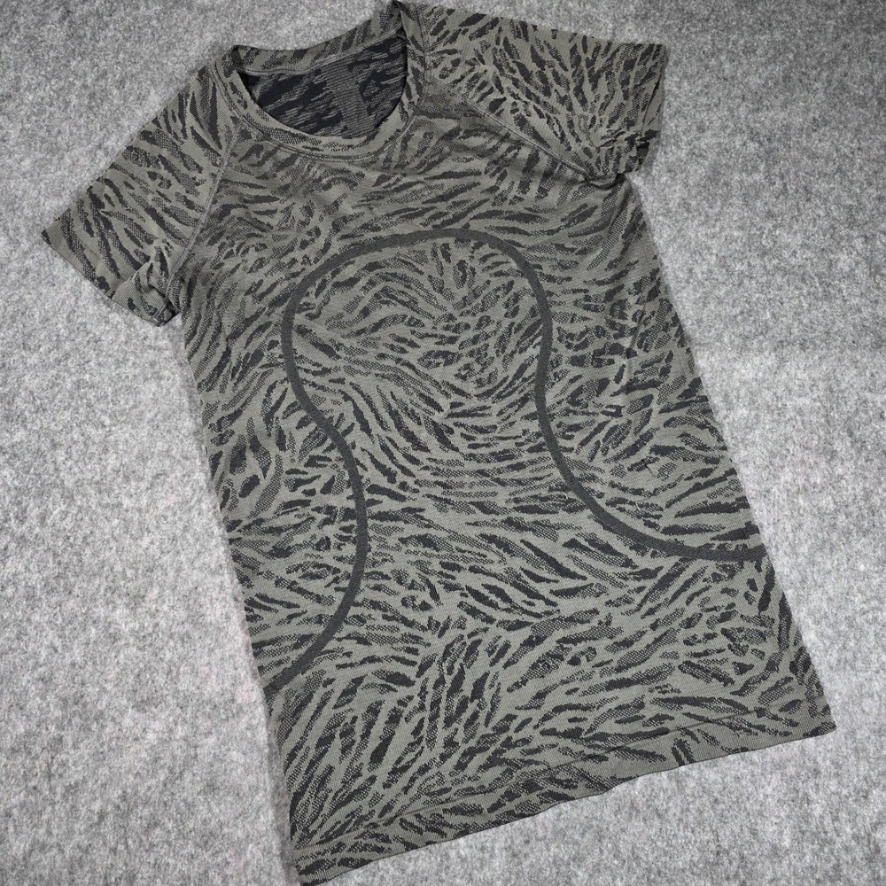 Lululemon Swiftly Tech Short Sleeve 2.0 Primal Clash Black Gull Grey Cheetah 8